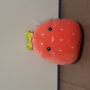 Scarlet 5" squishmallow